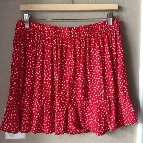 Sim & Sam Red Micro Floral Ruffle Mini Skirt Women's Medium M Flowy Summer EUC - Picture 2 of 7